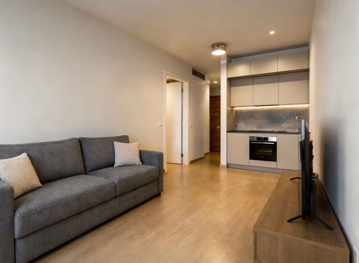 Prenájom bytu 2-izbový 40 m², Sokolovská, Praha, Praha Prenájom bytu 2-izbový 40 m², Sokolovská, Praha, Praha