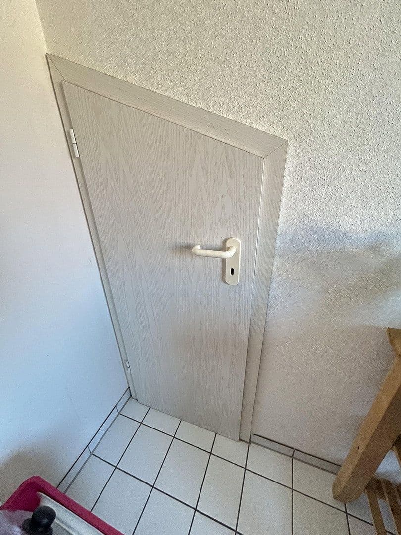 Prenájom bytu 2-izbový 81 m², Erlangen, Bavorsko Prenájom bytu 2-izbový 81 m², Erlangen, Bavorsko