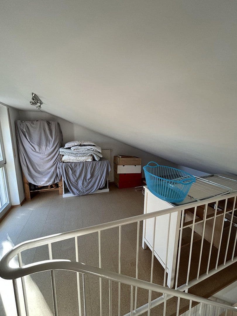 Prenájom bytu 2-izbový 81 m², Erlangen, Bavorsko Prenájom bytu 2-izbový 81 m², Erlangen, Bavorsko