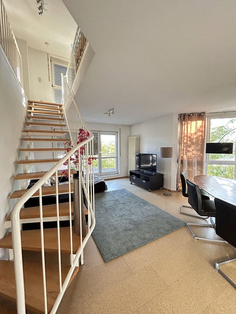 Prenájom bytu 2-izbový 81 m², Erlangen, Bavorsko Prenájom bytu 2-izbový 81 m², Erlangen, Bavorsko