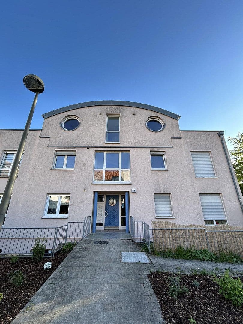 Prenájom bytu 2-izbový 81 m², Erlangen, Bavorsko Prenájom bytu 2-izbový 81 m², Erlangen, Bavorsko