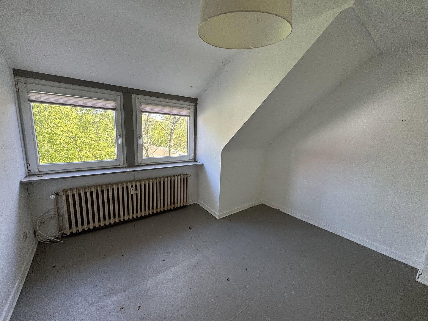 Prenájom bytu 190 m², Freistraße 7, Borgholzhausen, Severné Porýnie - Westfálsko Prenájom bytu 190 m², Freistraße 7, Borgholzhausen, Severné Porýnie - Westfálsko