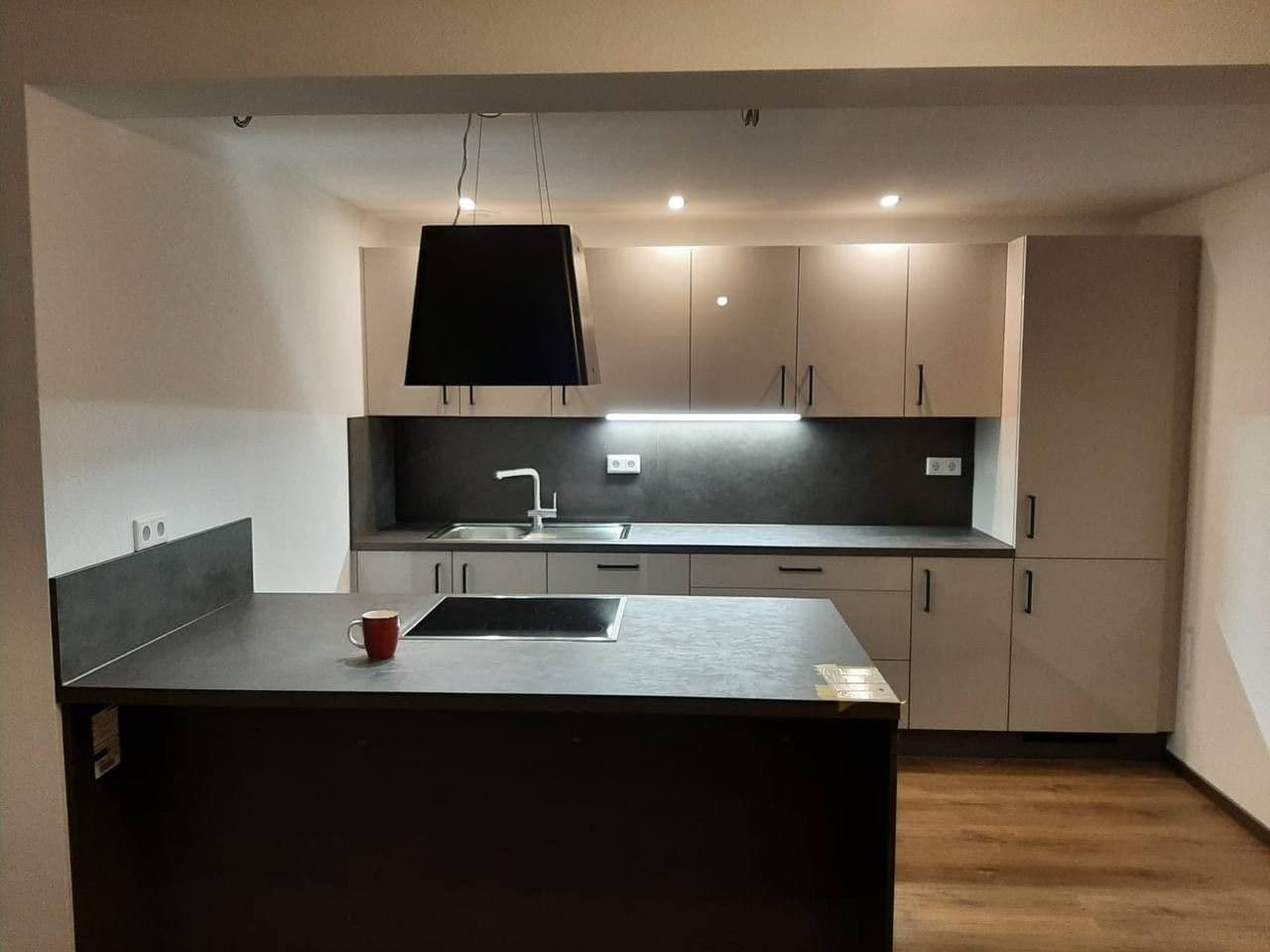 Prenájom bytu 2-izbový 77 m², Georg-Karg-Anlagen 1, Lenzkirch, Bádensko-Wurttembersko Prenájom bytu 2-izbový 77 m², Georg-Karg-Anlagen 1, Lenzkirch, Bádensko-Wurttembersko