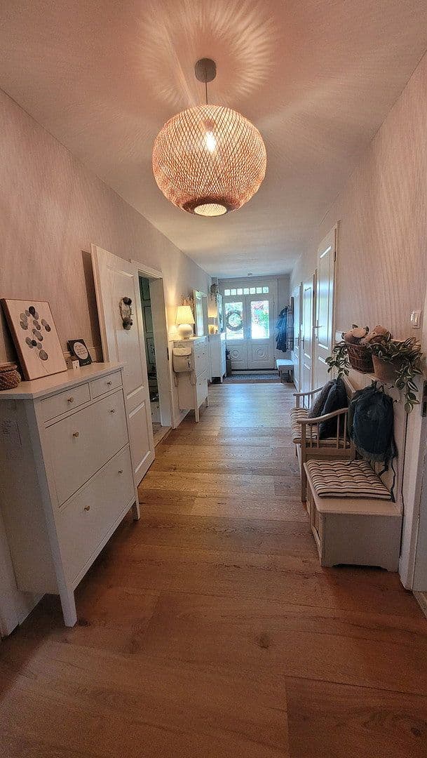 Predaj domu 186 m², pozemek 1.174 m², Schwanewede, Dolné Sasko Predaj domu 186 m², pozemek 1.174 m², Schwanewede, Dolné Sasko
