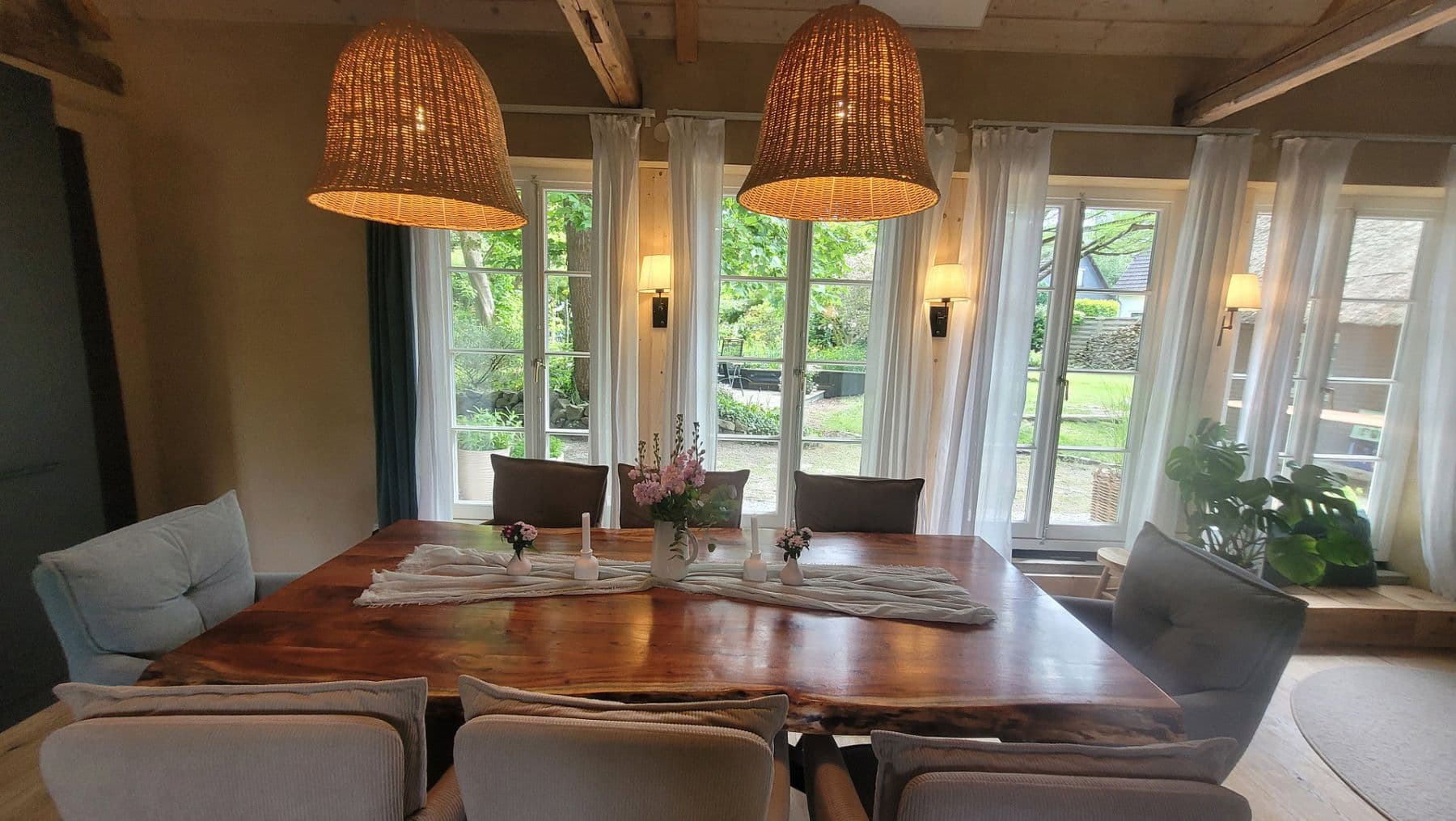 Predaj domu 186 m², pozemek 1.174 m², Schwanewede, Dolné Sasko Predaj domu 186 m², pozemek 1.174 m², Schwanewede, Dolné Sasko