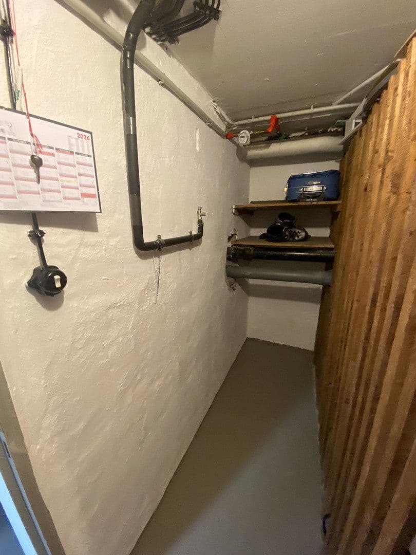 Prenájom bytu 1-izbový 17 m², Mühlenbroicher Weg 143, Düsseldorf, Severné Porýnie - Westfálsko Prenájom bytu 1-izbový 17 m², Mühlenbroicher Weg 143, Düsseldorf, Severné Porýnie - Westfálsko