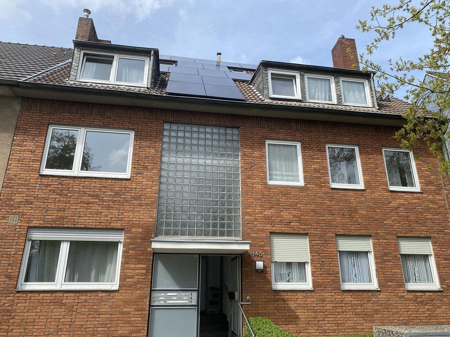 Prenájom bytu 1-izbový 17 m², Mühlenbroicher Weg 143, Düsseldorf, Severné Porýnie - Westfálsko Prenájom bytu 1-izbový 17 m², Mühlenbroicher Weg 143, Düsseldorf, Severné Porýnie - Westfálsko