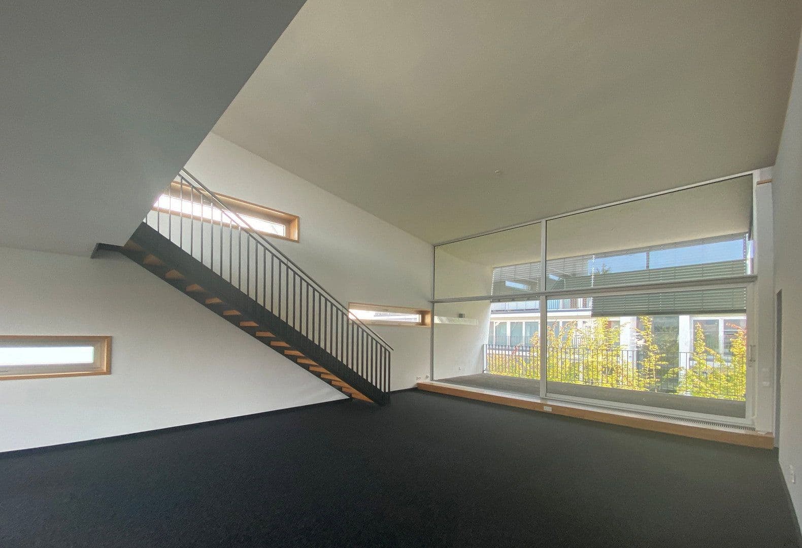 Predaj bytu 3-izbový 217 m², Tuttlingen, Bádensko-Wurttembersko Predaj bytu 3-izbový 217 m², Tuttlingen, Bádensko-Wurttembersko