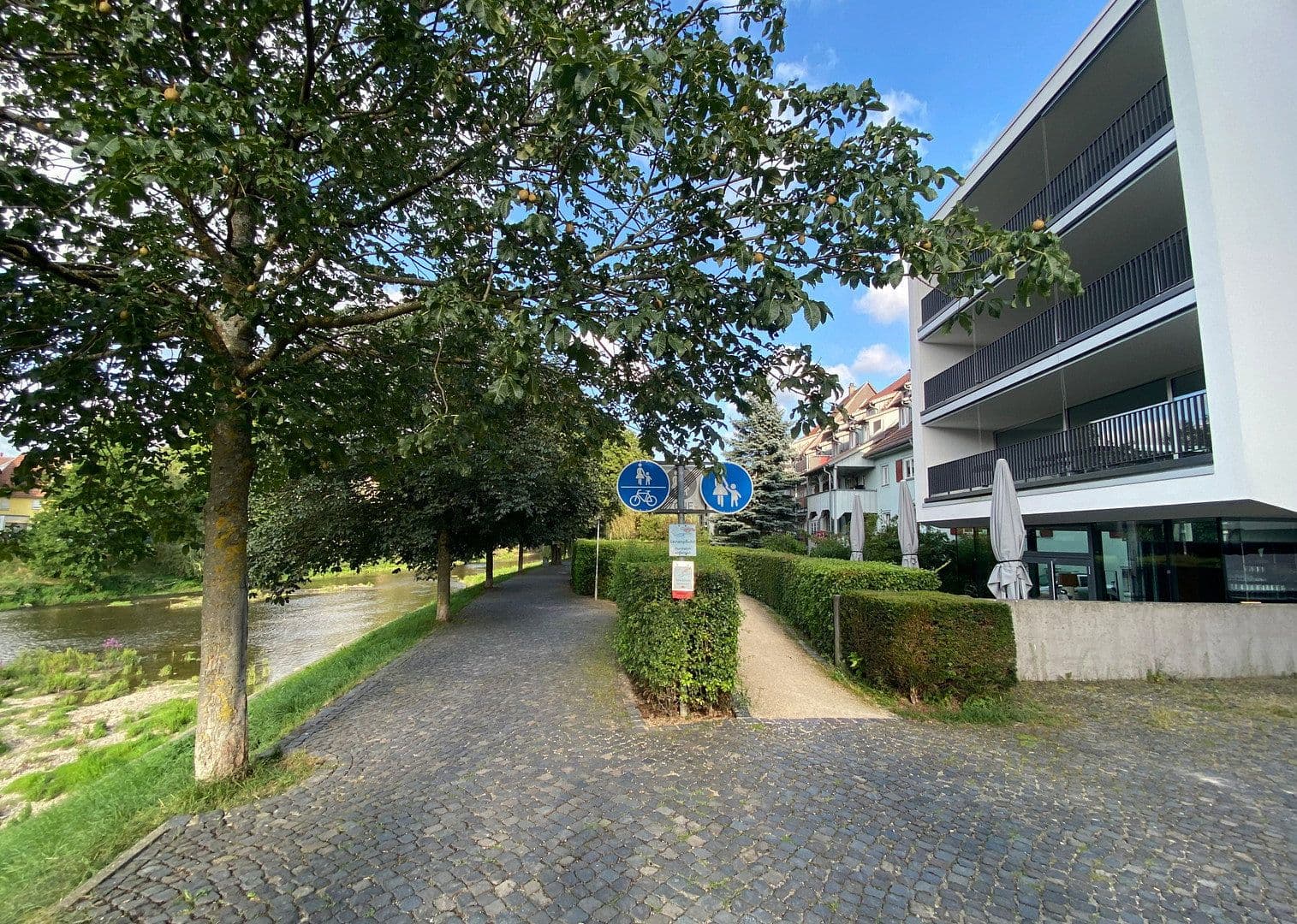 Predaj bytu 3-izbový 217 m², Tuttlingen, Bádensko-Wurttembersko Predaj bytu 3-izbový 217 m², Tuttlingen, Bádensko-Wurttembersko