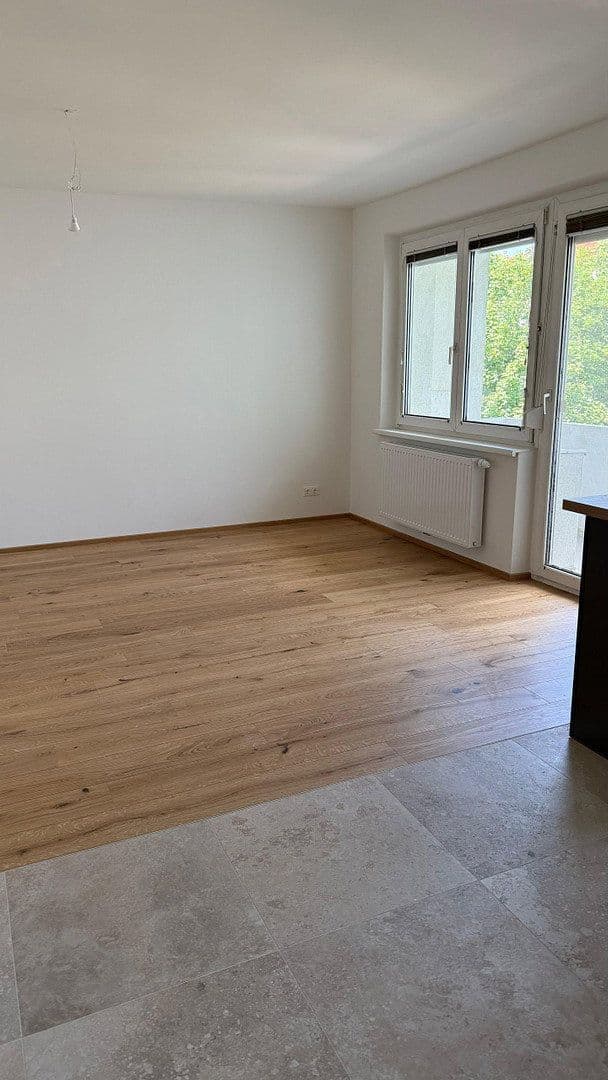 Prenájom bytu 2-izbový 55 m², bank99 19, Mödling, Dolné Rakúsko Prenájom bytu 2-izbový 55 m², bank99 19, Mödling, Dolné Rakúsko