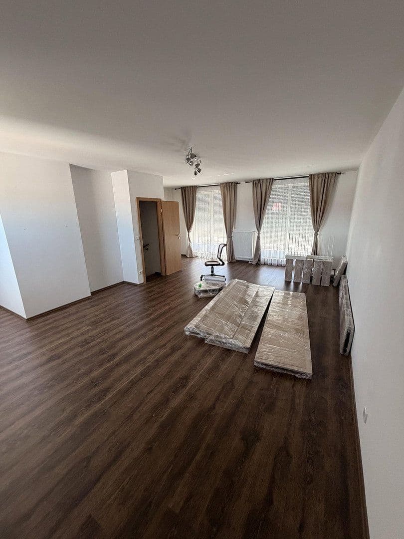 Prenájom domu 165 m², pozemek 165 m², Marsweg 20, Feucht, Bavorsko Prenájom domu 165 m², pozemek 165 m², Marsweg 20, Feucht, Bavorsko