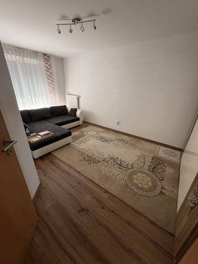 Prenájom domu 165 m², pozemek 165 m², Marsweg 20, Feucht, Bavorsko Prenájom domu 165 m², pozemek 165 m², Marsweg 20, Feucht, Bavorsko