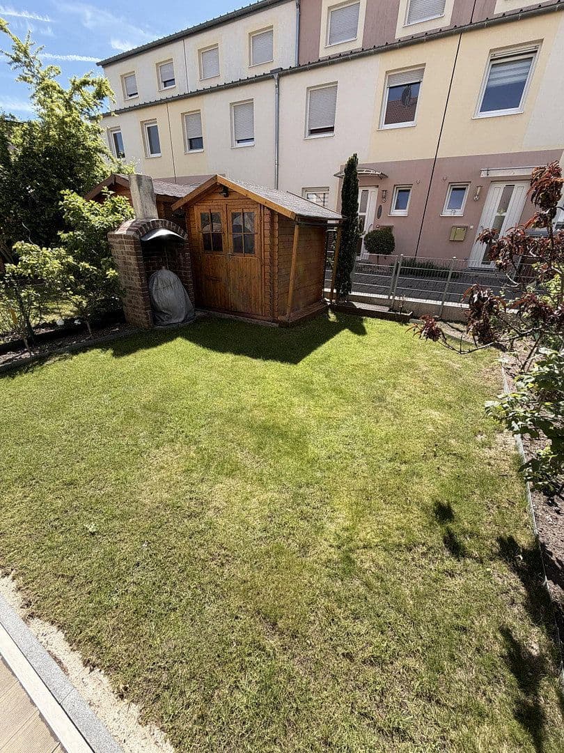 Prenájom domu 165 m², pozemek 165 m², Marsweg 20, Feucht, Bavorsko Prenájom domu 165 m², pozemek 165 m², Marsweg 20, Feucht, Bavorsko