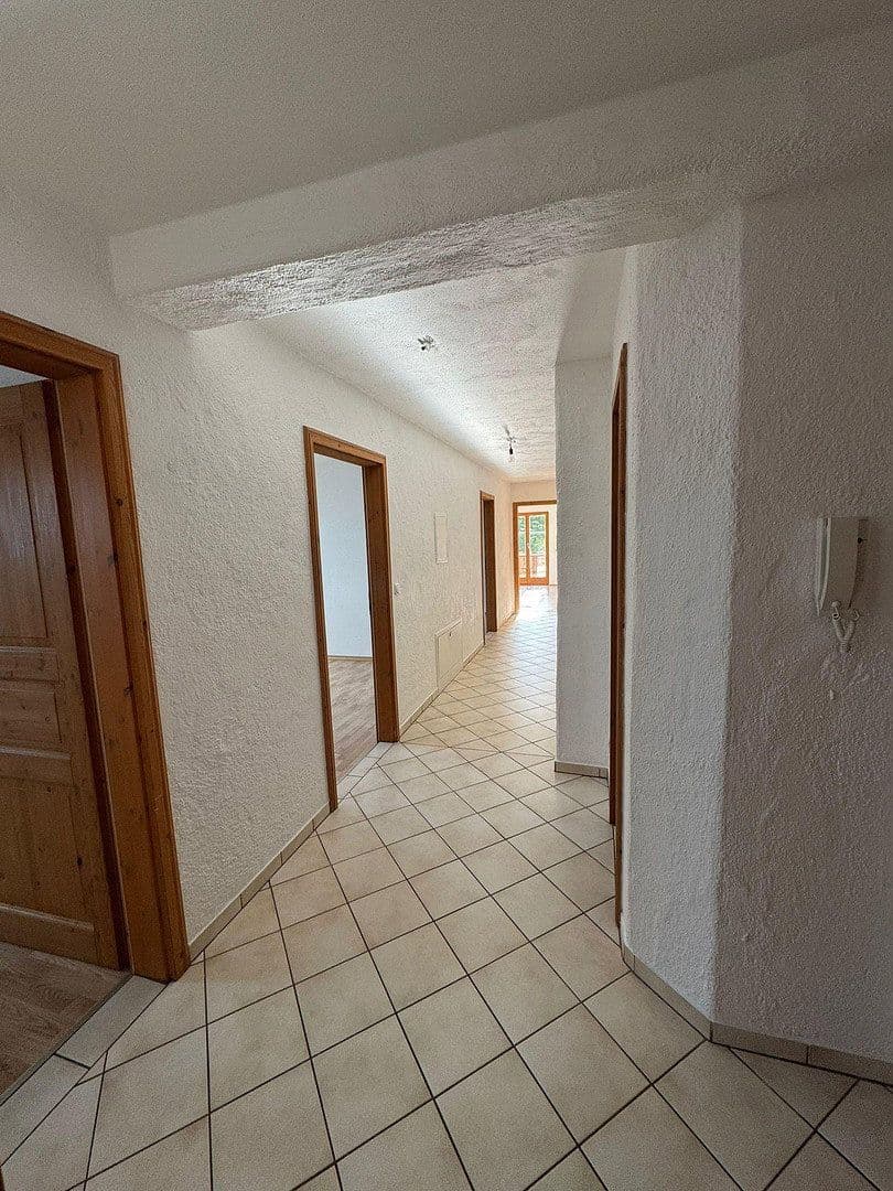 Prenájom bytu 3-izbový 80 m², Königsdorf, Bavorsko Prenájom bytu 3-izbový 80 m², Königsdorf, Bavorsko