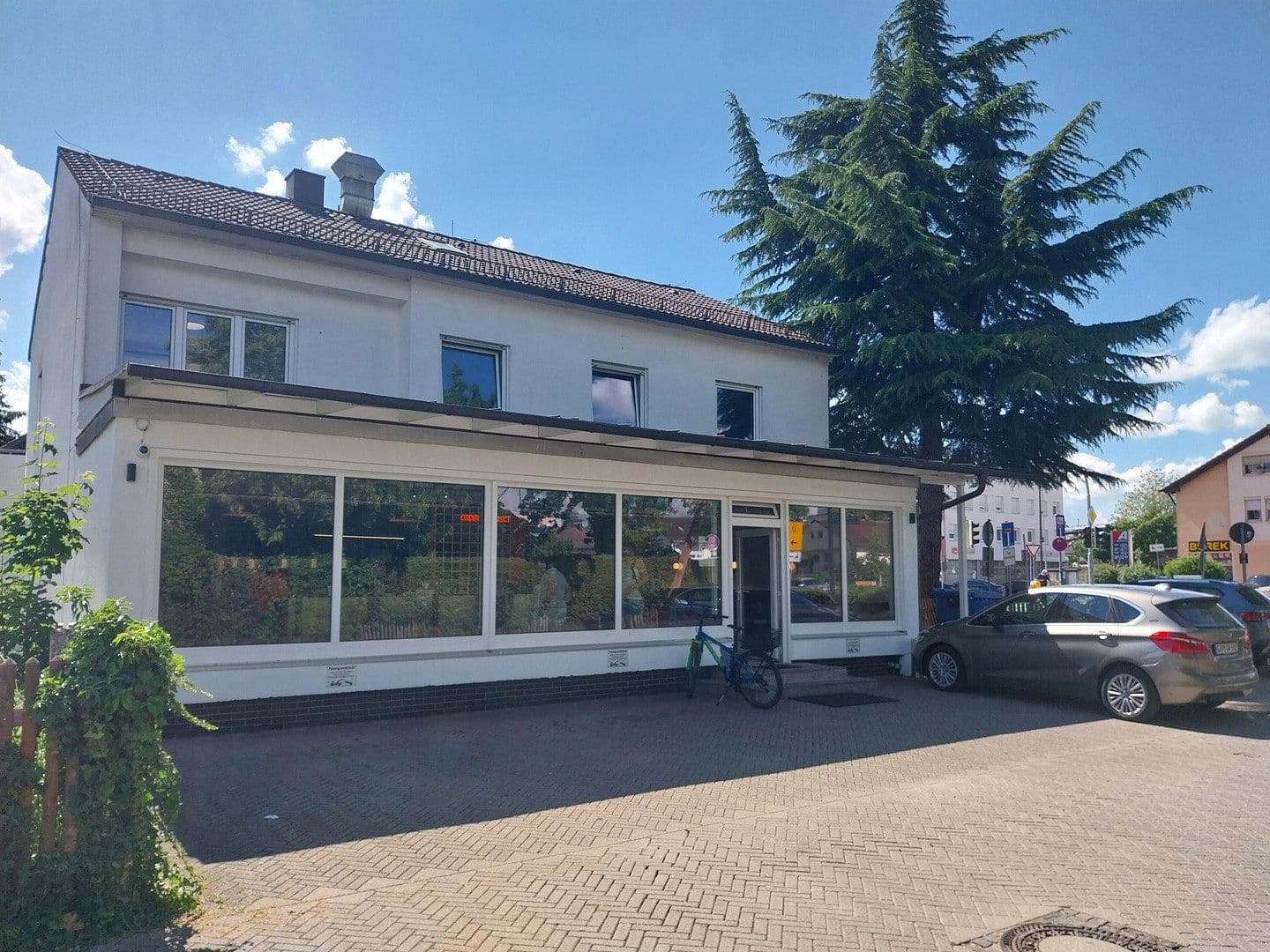 Predaj domu 326 m², pozemek 413 m², Germering, Bavorsko Predaj domu 326 m², pozemek 413 m², Germering, Bavorsko