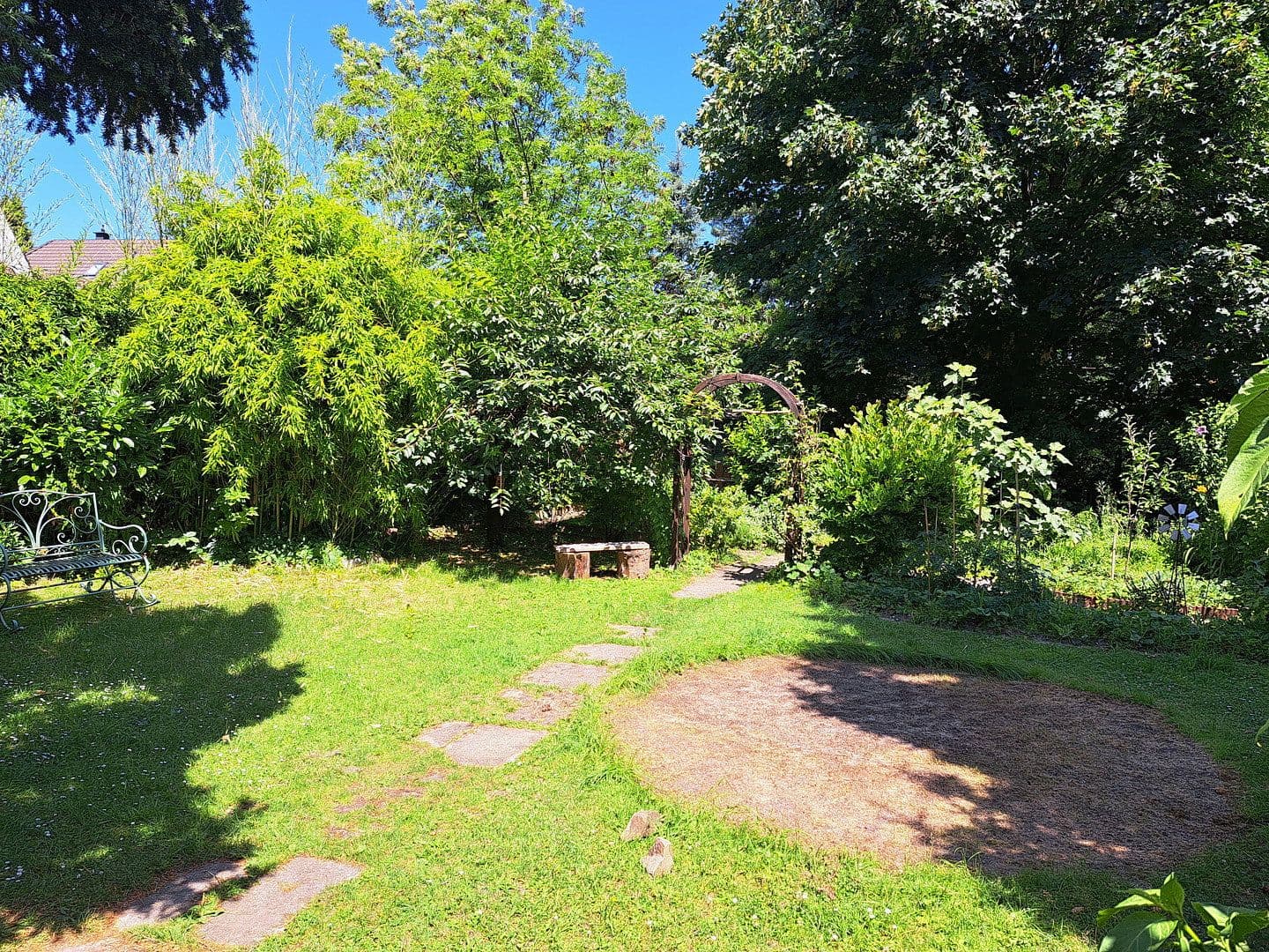 Predaj domu 106 m², pozemek 678 m², Leverkusen, Severné Porýnie - Westfálsko Predaj domu 106 m², pozemek 678 m², Leverkusen, Severné Porýnie - Westfálsko