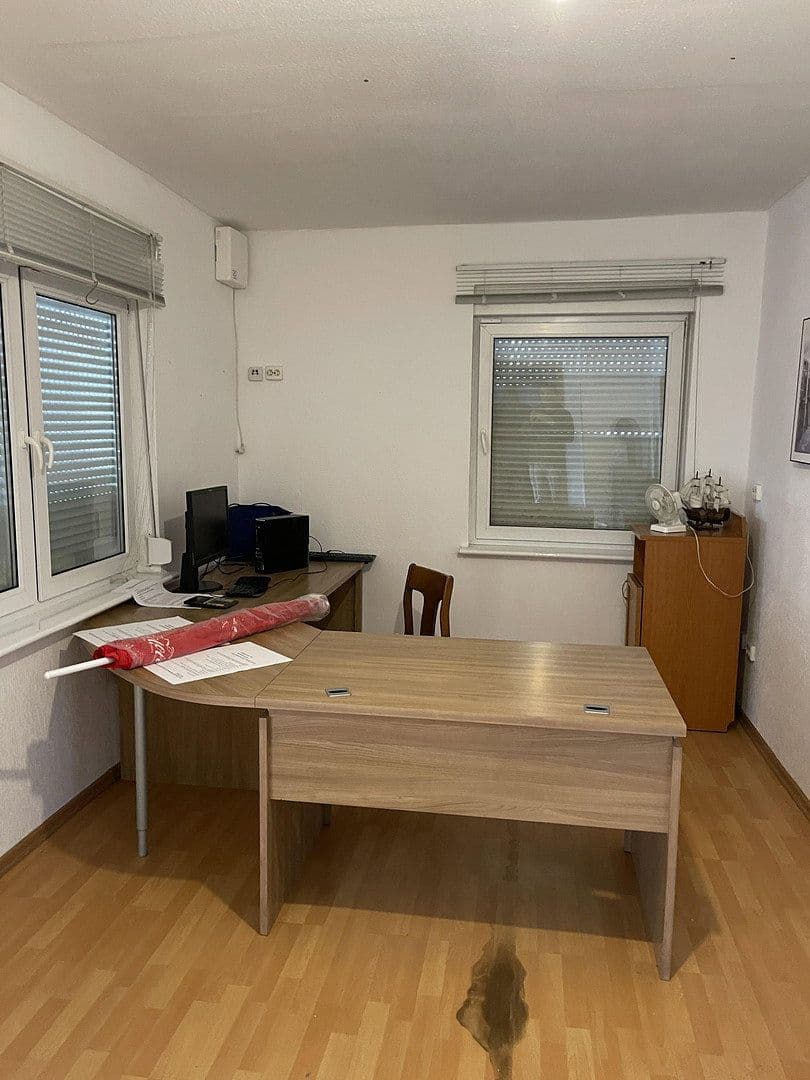 Predaj nebytového priestoru 1.450 m², Eberswalde, Brandenbursko Predaj nebytového priestoru 1.450 m², Eberswalde, Brandenbursko