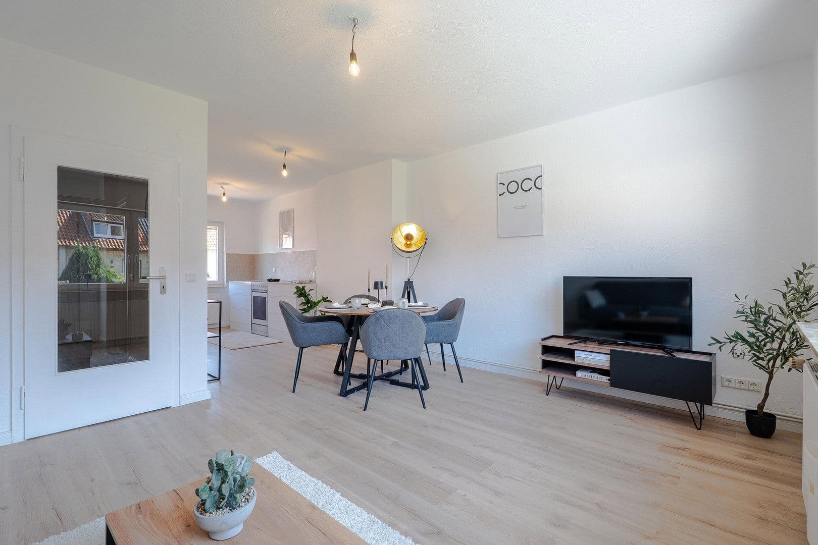 Predaj domu 93 m², pozemek 150 m², Wecholder Straße 128, Bremen, Brémy Predaj domu 93 m², pozemek 150 m², Wecholder Straße 128, Bremen, Brémy