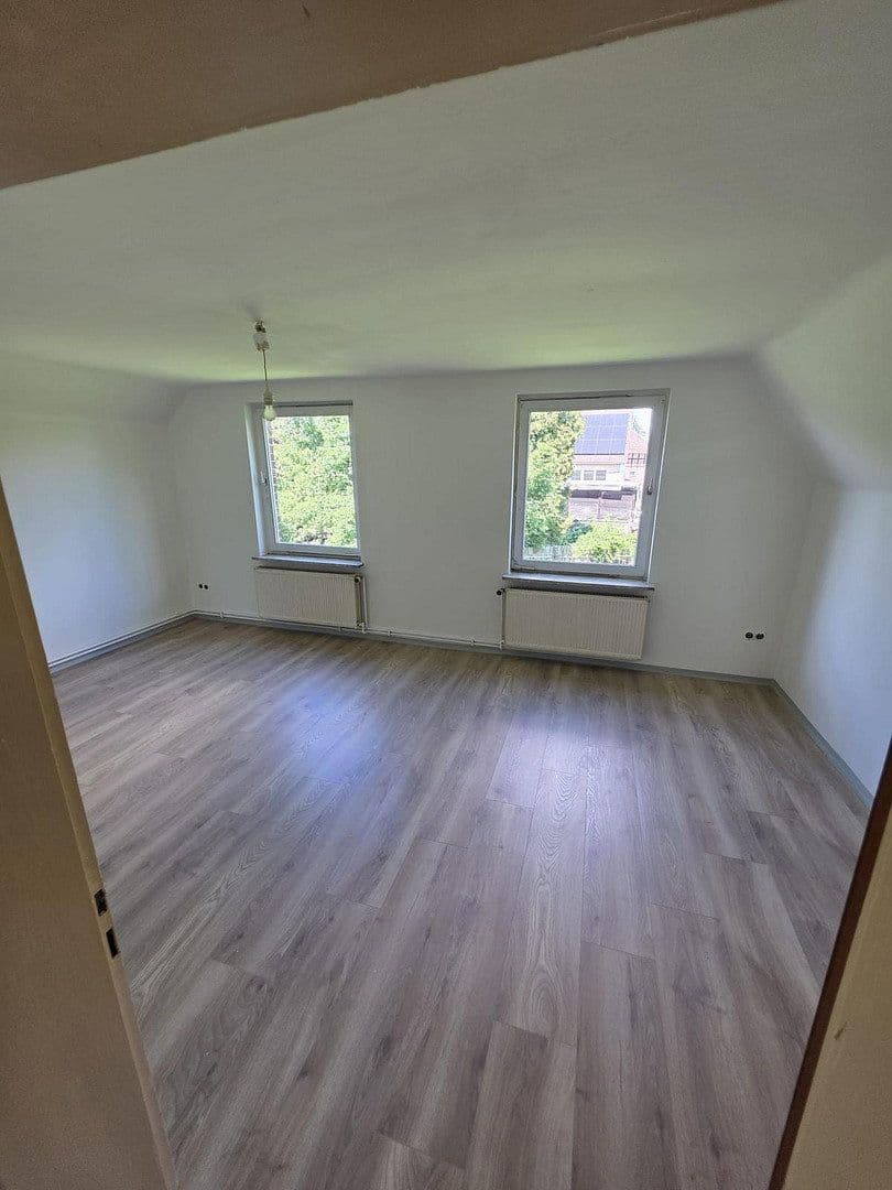 Prenájom bytu 2-izbový 50 m², Hauptstr. 34, Helmstedt, Dolné Sasko Prenájom bytu 2-izbový 50 m², Hauptstr. 34, Helmstedt, Dolné Sasko