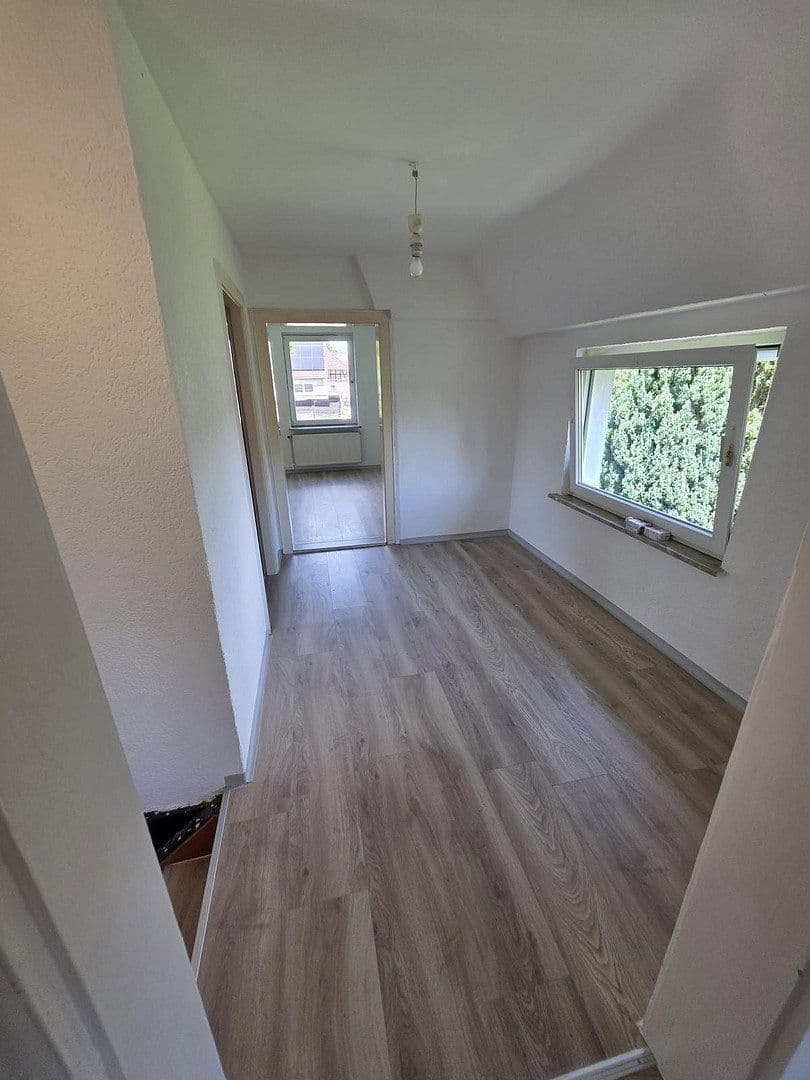 Prenájom bytu 2-izbový 50 m², Hauptstr. 34, Helmstedt, Dolné Sasko Prenájom bytu 2-izbový 50 m², Hauptstr. 34, Helmstedt, Dolné Sasko
