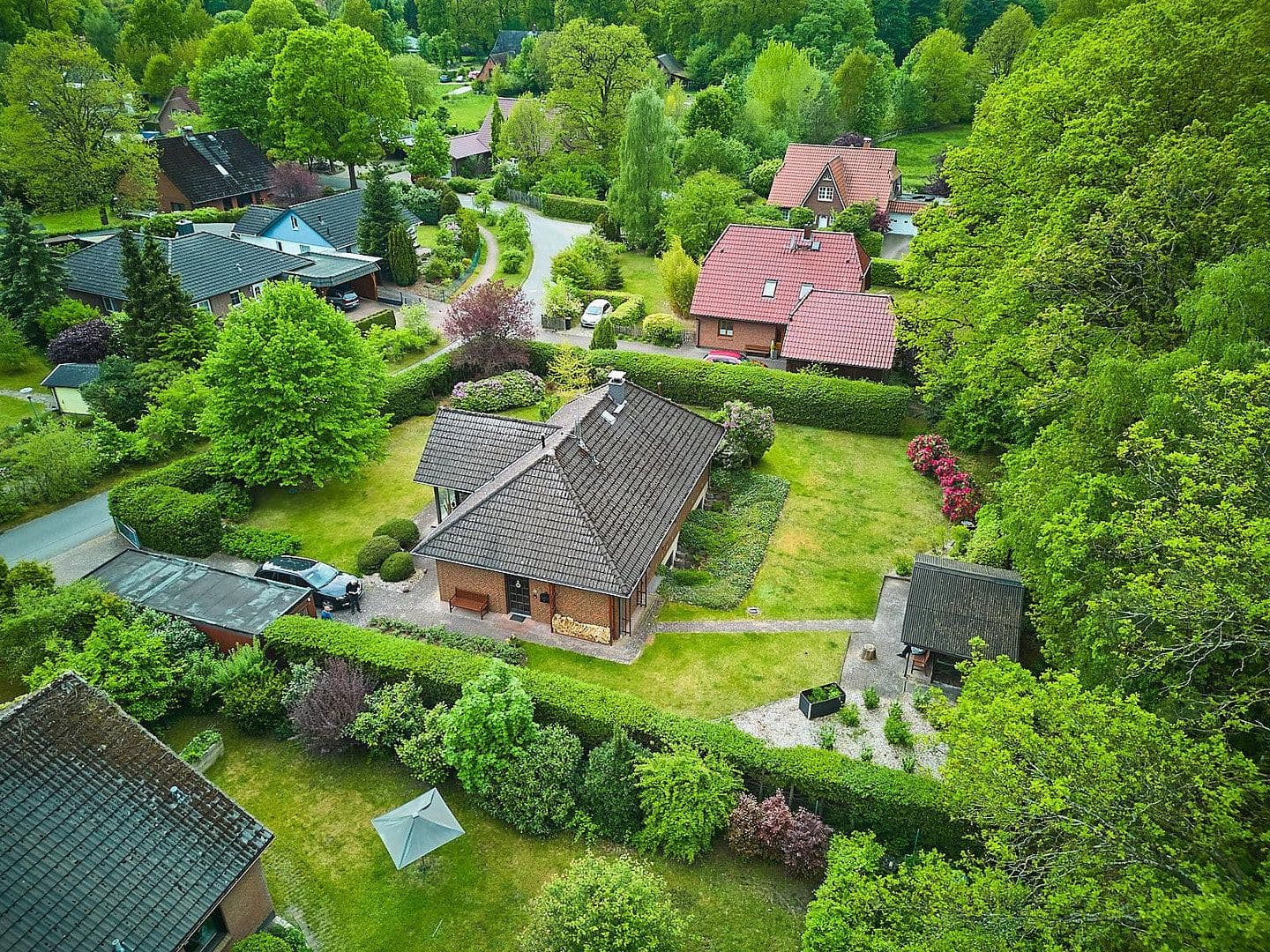 Predaj domu 143 m², pozemek 1.200 m², Ameisenweg 15, Handeloh, Dolné Sasko Predaj domu 143 m², pozemek 1.200 m², Ameisenweg 15, Handeloh, Dolné Sasko