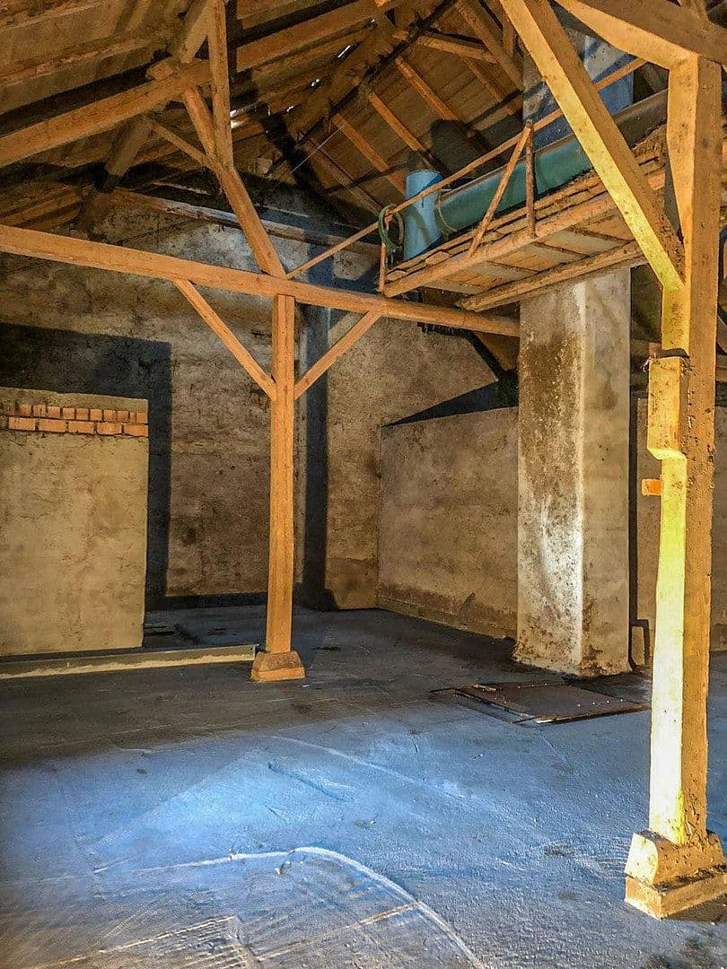 Prenájom garáže 228 m², Vogtareuth, Bavorsko Prenájom garáže 228 m², Vogtareuth, Bavorsko