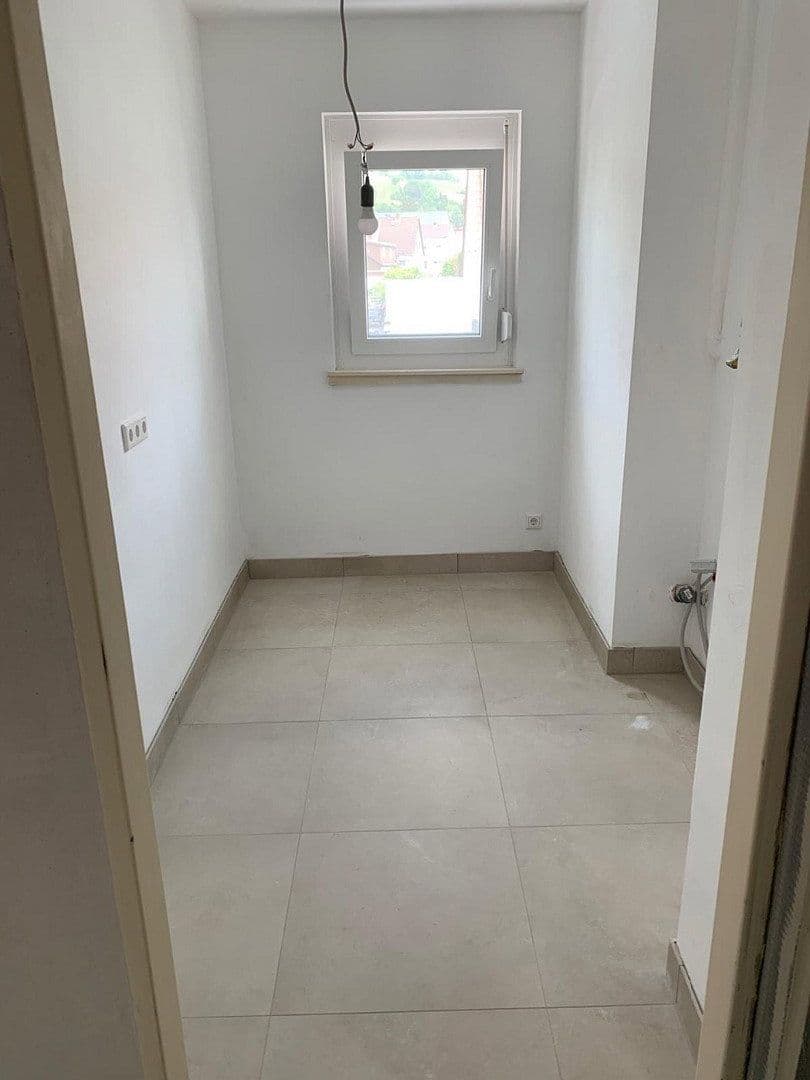 Prenájom bytu 2-izbový 56 m², Bensheim, Hesensko Prenájom bytu 2-izbový 56 m², Bensheim, Hesensko
