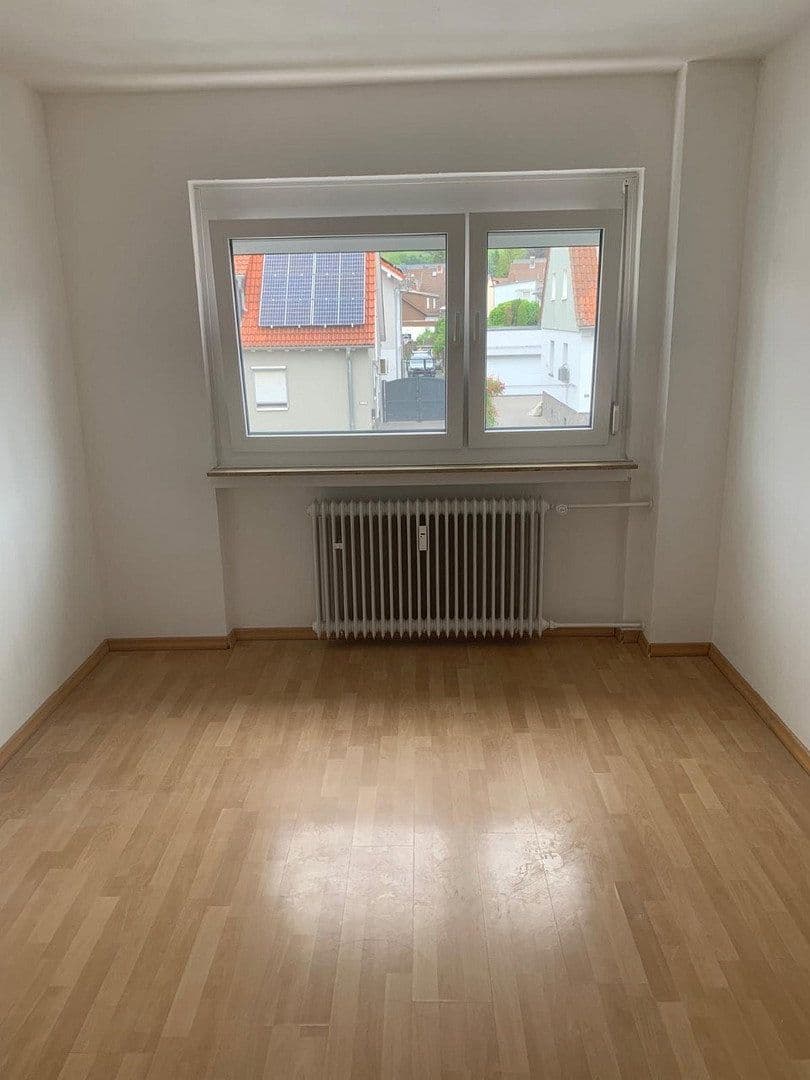 Prenájom bytu 2-izbový 56 m², Bensheim, Hesensko Prenájom bytu 2-izbový 56 m², Bensheim, Hesensko