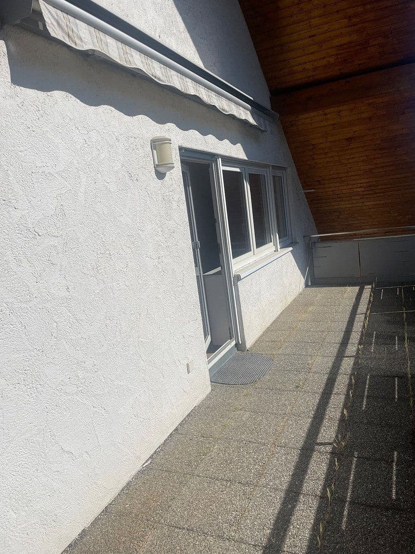 Prenájom bytu 2-izbový 62 m², Heidestraße 14, Friolzheim, Bádensko-Wurttembersko Prenájom bytu 2-izbový 62 m², Heidestraße 14, Friolzheim, Bádensko-Wurttembersko