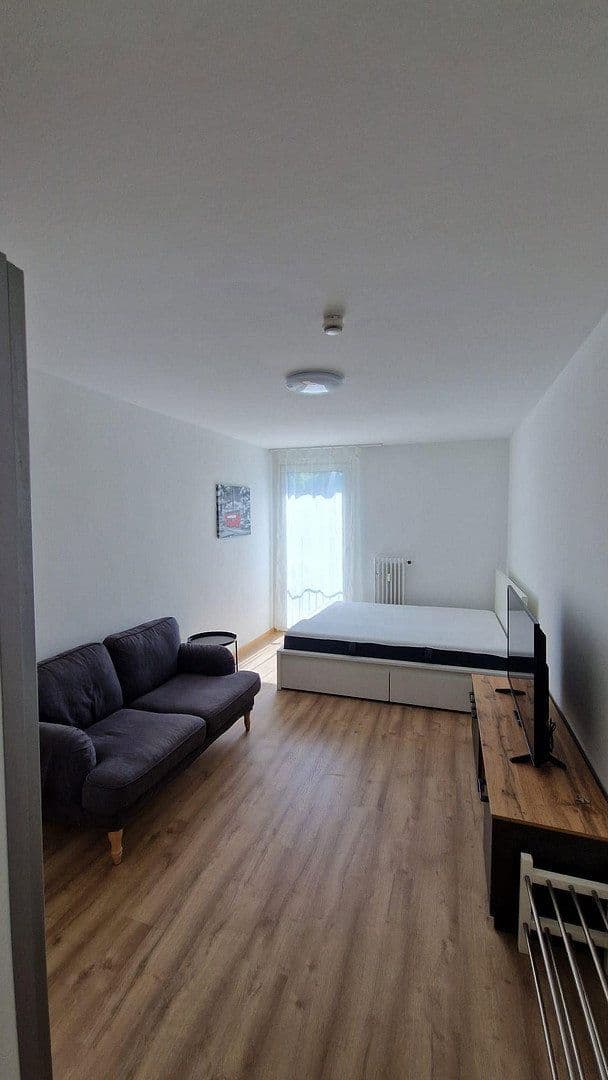 Prenájom bytu 1-izbový 30 m², Ampfingstrasse, München, Bavorsko Prenájom bytu 1-izbový 30 m², Ampfingstrasse, München, Bavorsko