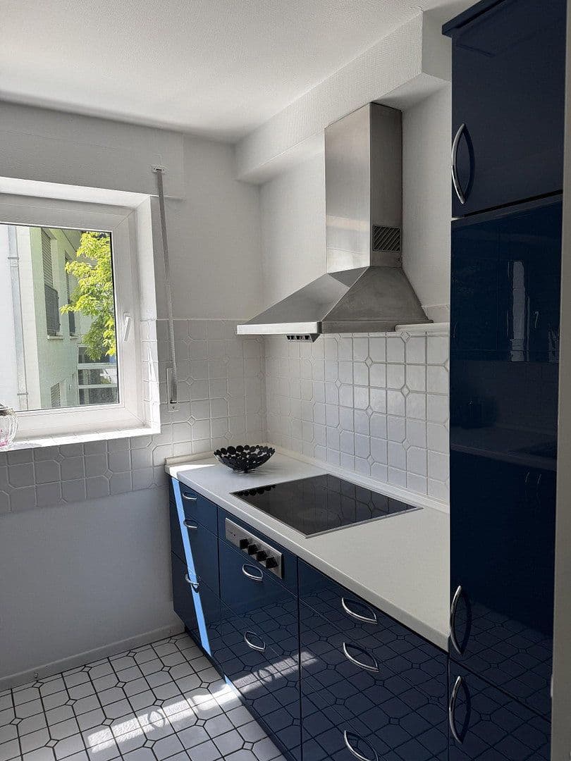 Prenájom bytu 3-izbový 110 m², Bergisch Gladbach, Severné Porýnie - Westfálsko Prenájom bytu 3-izbový 110 m², Bergisch Gladbach, Severné Porýnie - Westfálsko