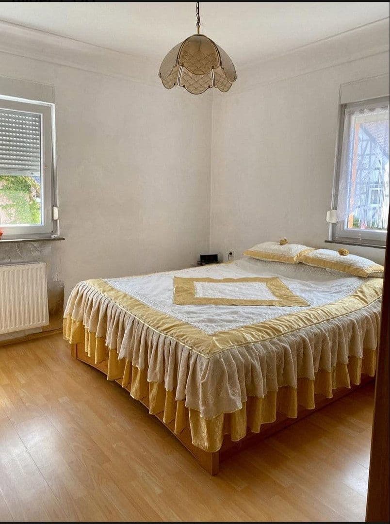 Predaj domu 286 m², pozemek 154 m², Külsheim, Bádensko-Wurttembersko Predaj domu 286 m², pozemek 154 m², Külsheim, Bádensko-Wurttembersko