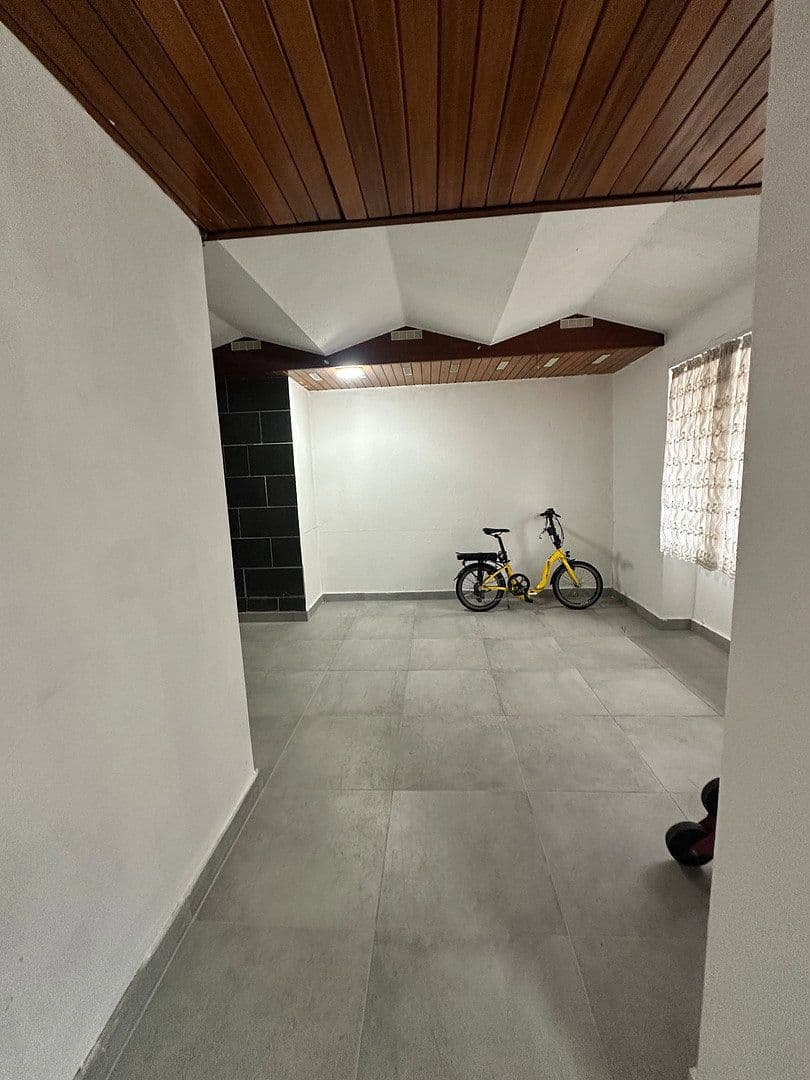Predaj domu 286 m², pozemek 154 m², Külsheim, Bádensko-Wurttembersko Predaj domu 286 m², pozemek 154 m², Külsheim, Bádensko-Wurttembersko