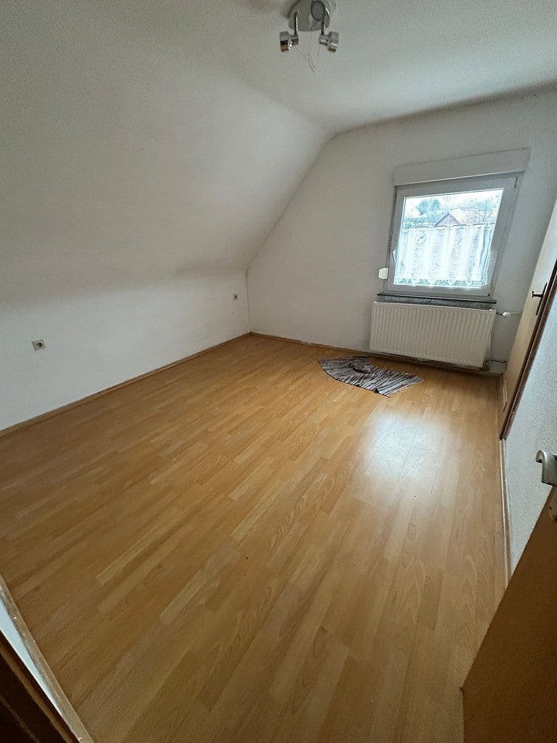 Predaj domu 286 m², pozemek 154 m², Külsheim, Bádensko-Wurttembersko Predaj domu 286 m², pozemek 154 m², Külsheim, Bádensko-Wurttembersko