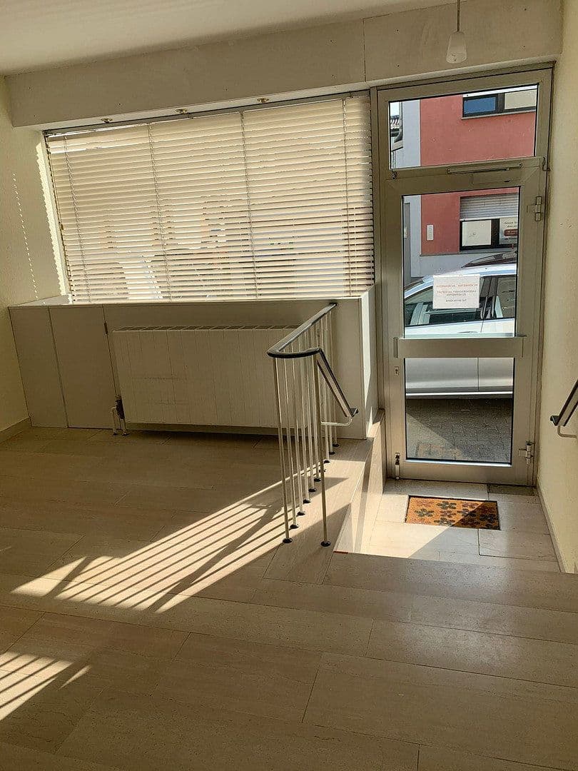 Predaj domu 232 m², pozemek 319 m², Wiesbaden, Hesensko Predaj domu 232 m², pozemek 319 m², Wiesbaden, Hesensko