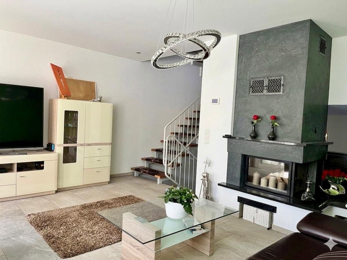 Predaj domu 145 m², pozemek 191 m², Kettemerstraße 19/5, Filderstadt, Bádensko-Wurttembersko Predaj domu 145 m², pozemek 191 m², Kettemerstraße 19/5, Filderstadt, Bádensko-Wurttembersko
