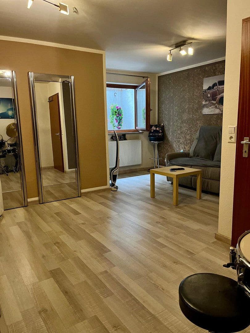 Predaj domu 145 m², pozemek 191 m², Kettemerstraße 19/5, Filderstadt, Bádensko-Wurttembersko Predaj domu 145 m², pozemek 191 m², Kettemerstraße 19/5, Filderstadt, Bádensko-Wurttembersko