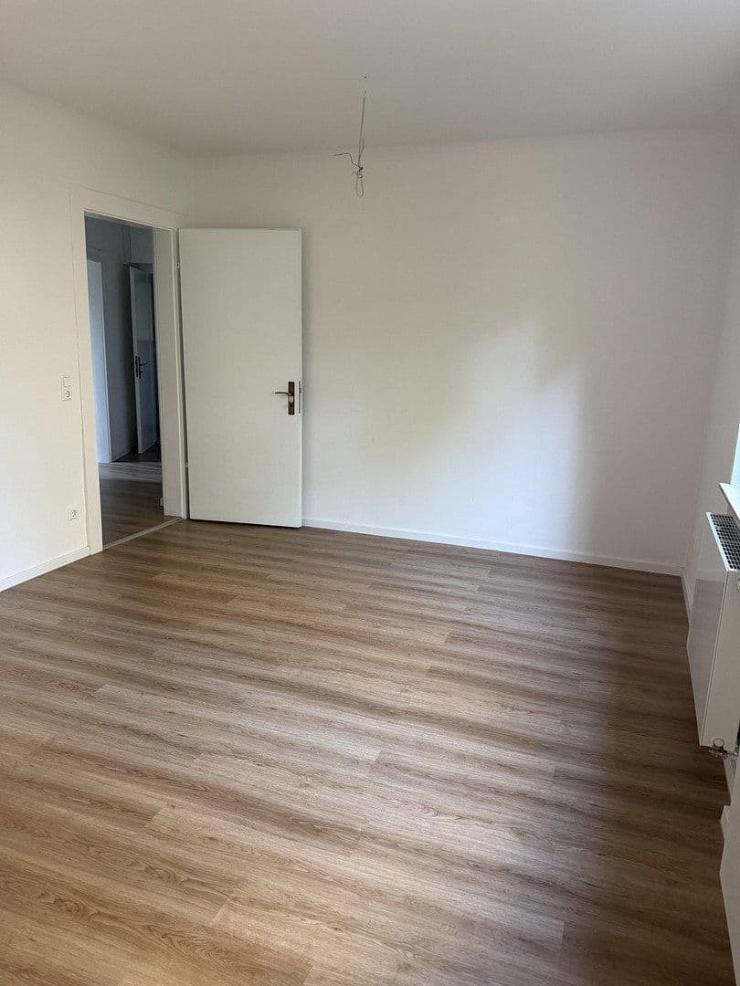Prenájom bytu 2-izbový 46 m², Paulusstr. 22/1, Stuttgart, Bádensko-Wurttembersko Prenájom bytu 2-izbový 46 m², Paulusstr. 22/1, Stuttgart, Bádensko-Wurttembersko