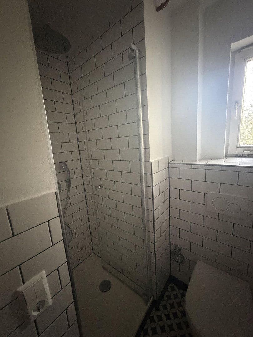 Prenájom bytu 2-izbový 46 m², Paulusstr. 22/1, Stuttgart, Bádensko-Wurttembersko Prenájom bytu 2-izbový 46 m², Paulusstr. 22/1, Stuttgart, Bádensko-Wurttembersko