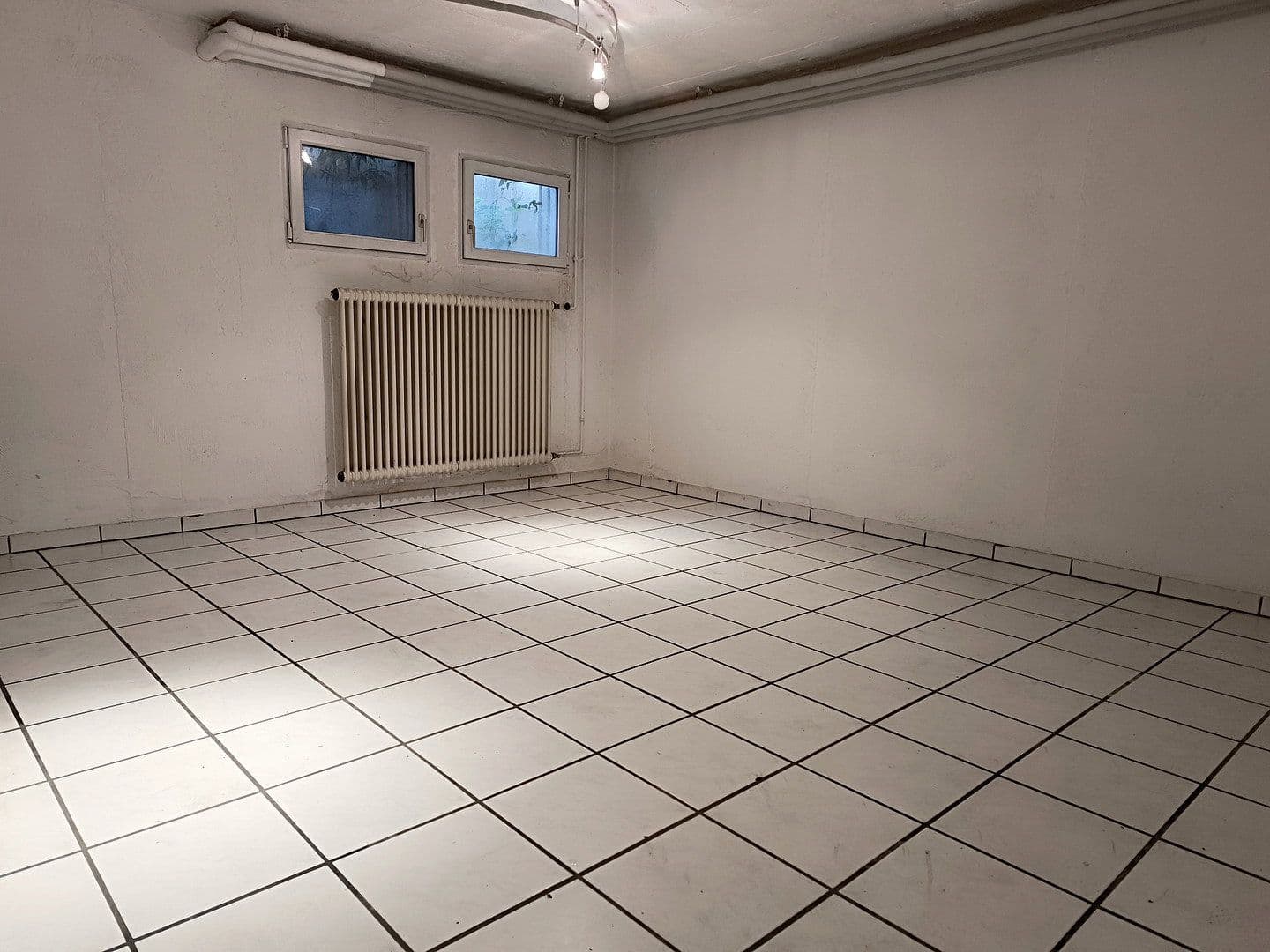 Predaj domu 160 m², pozemek 206 m², Gewerbestraße 98, Gundelfingen, Bádensko-Wurttembersko Predaj domu 160 m², pozemek 206 m², Gewerbestraße 98, Gundelfingen, Bádensko-Wurttembersko