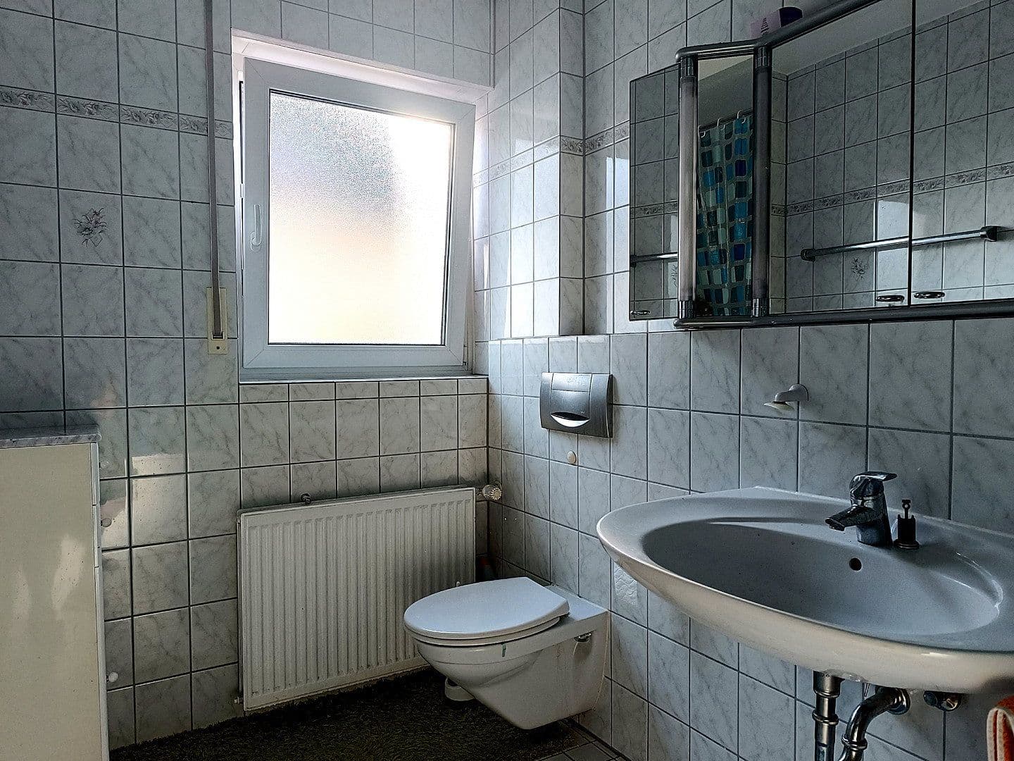 Predaj domu 160 m², pozemek 206 m², Gewerbestraße 98, Gundelfingen, Bádensko-Wurttembersko Predaj domu 160 m², pozemek 206 m², Gewerbestraße 98, Gundelfingen, Bádensko-Wurttembersko
