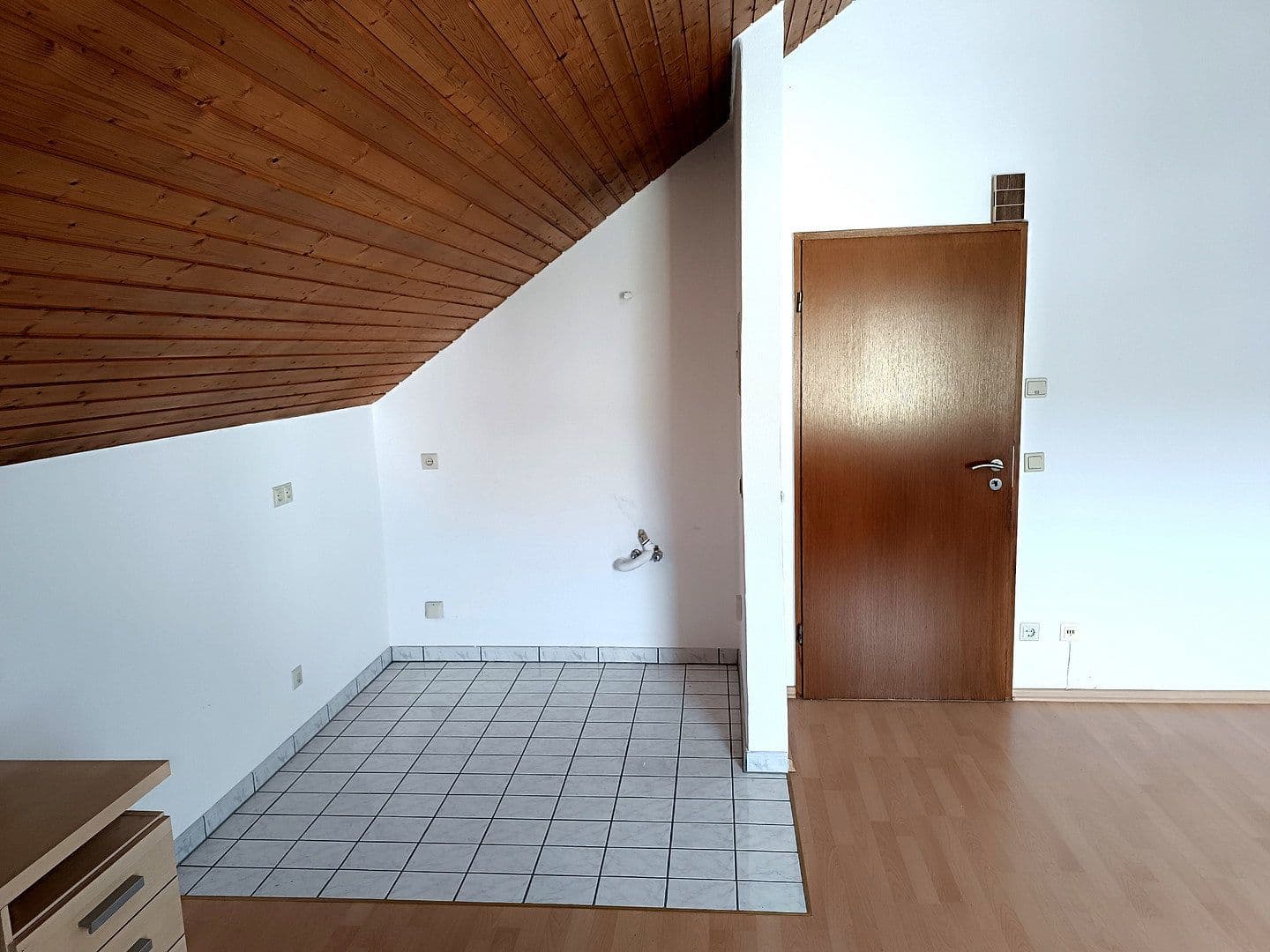 Predaj domu 160 m², pozemek 206 m², Gewerbestraße 98, Gundelfingen, Bádensko-Wurttembersko Predaj domu 160 m², pozemek 206 m², Gewerbestraße 98, Gundelfingen, Bádensko-Wurttembersko