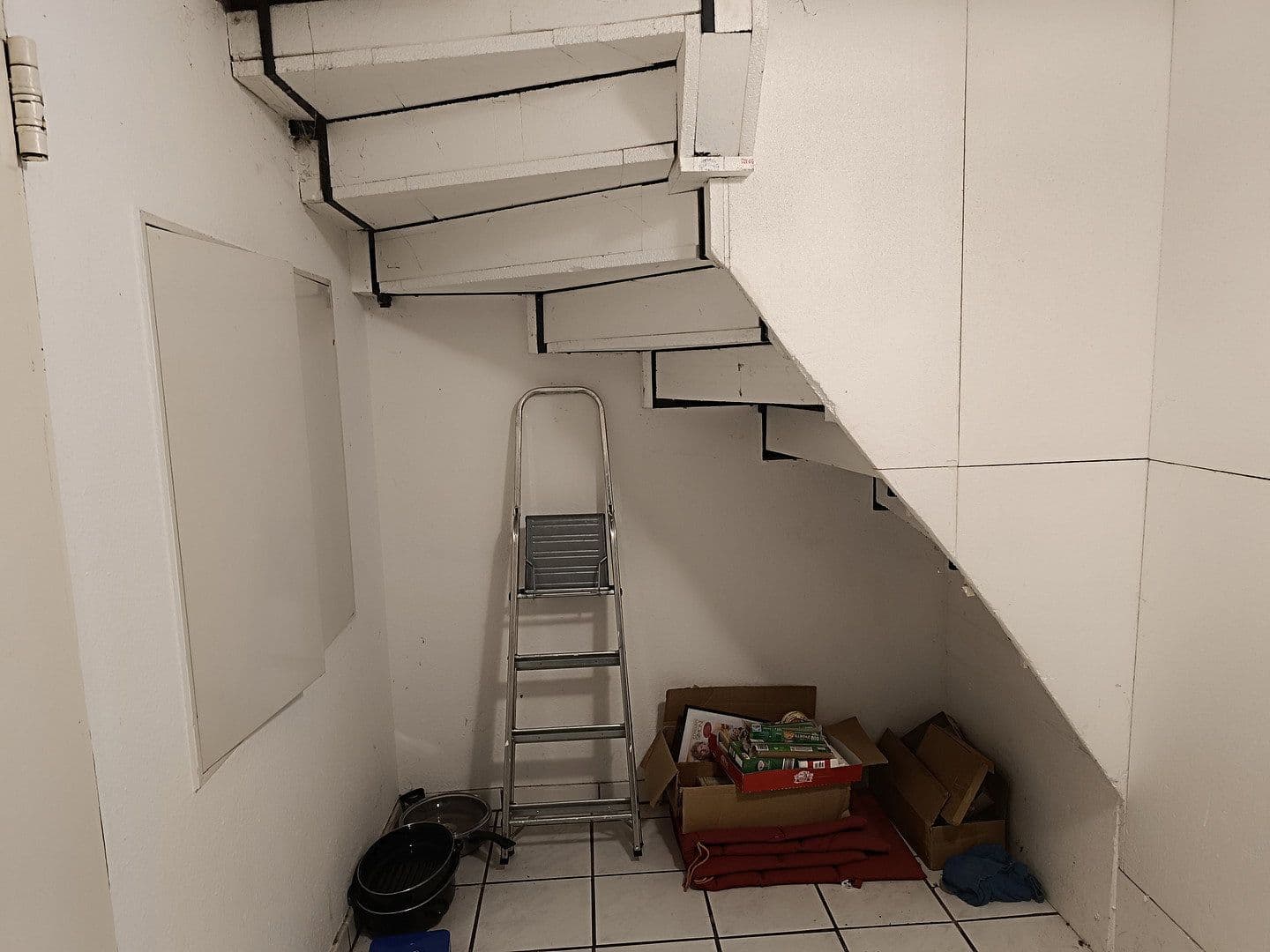 Predaj domu 160 m², pozemek 206 m², Gewerbestraße 98, Gundelfingen, Bádensko-Wurttembersko Predaj domu 160 m², pozemek 206 m², Gewerbestraße 98, Gundelfingen, Bádensko-Wurttembersko