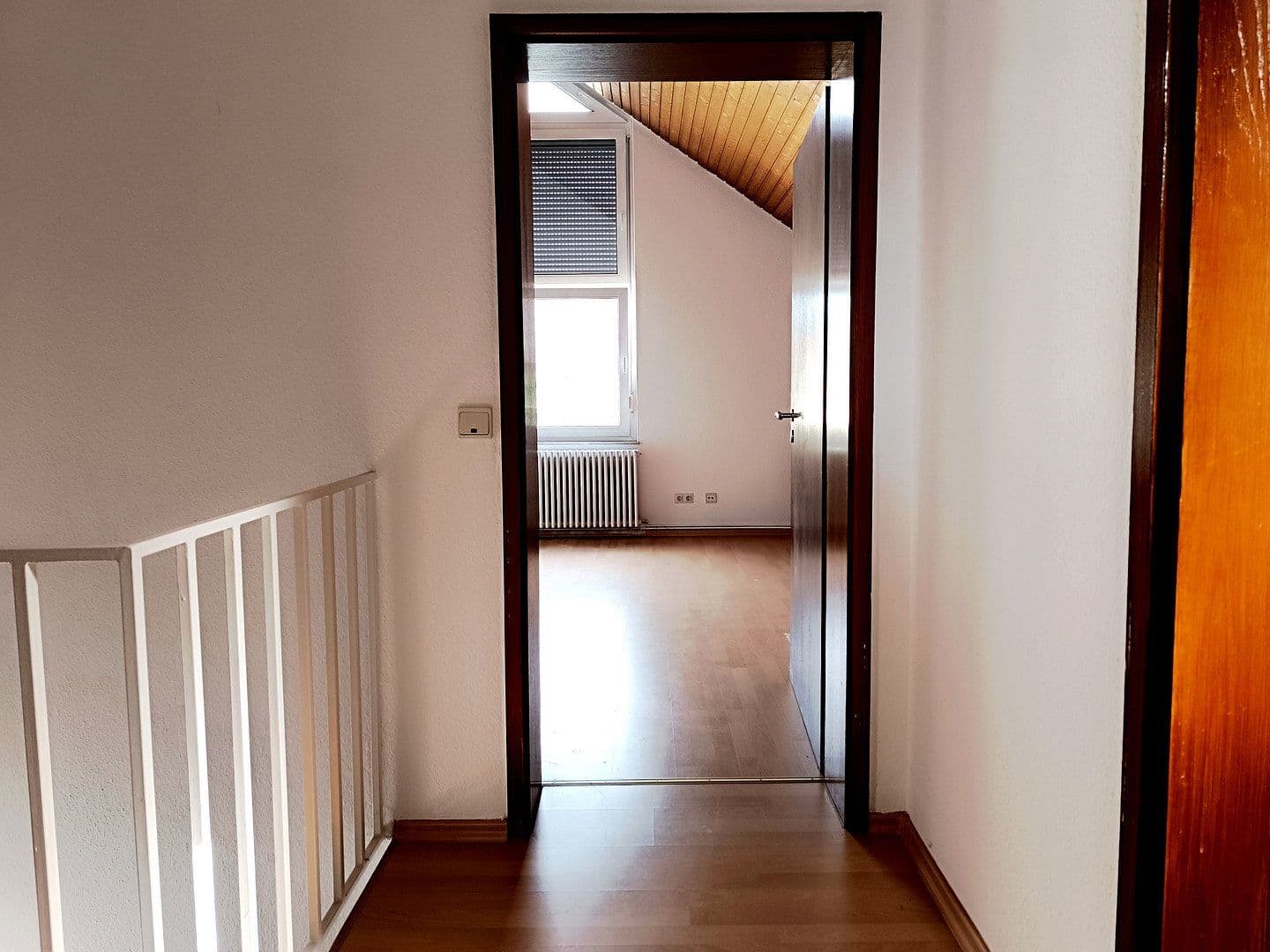 Predaj domu 160 m², pozemek 206 m², Gewerbestraße 98, Gundelfingen, Bádensko-Wurttembersko Predaj domu 160 m², pozemek 206 m², Gewerbestraße 98, Gundelfingen, Bádensko-Wurttembersko