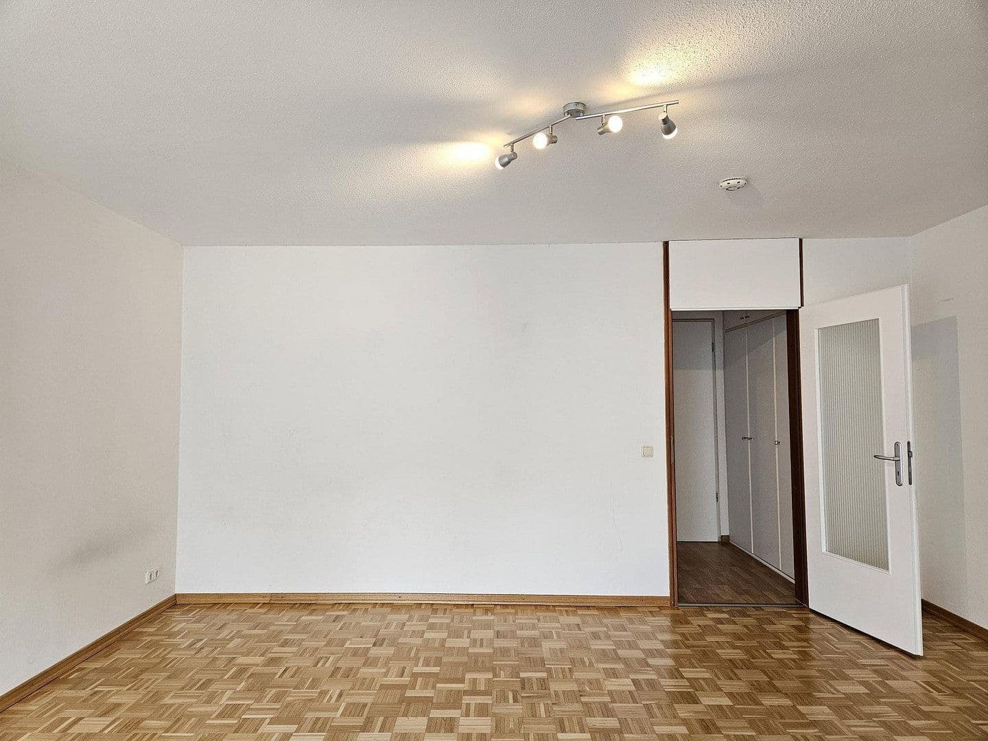 Prenájom bytu 1-izbový 40 m², Heiglhofstraße 86, München, Bavorsko Prenájom bytu 1-izbový 40 m², Heiglhofstraße 86, München, Bavorsko