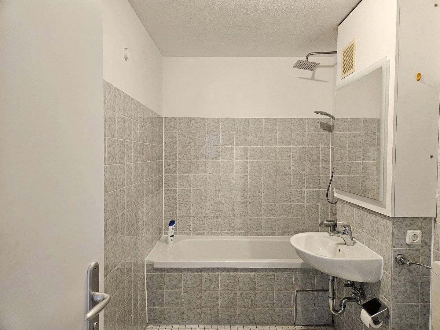 Prenájom bytu 1-izbový 40 m², Heiglhofstraße 86, München, Bavorsko Prenájom bytu 1-izbový 40 m², Heiglhofstraße 86, München, Bavorsko