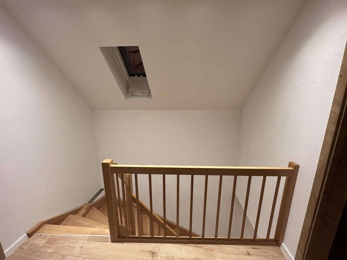 Prenájom bytu 5-izbový 128 m², Dorfbrunnenstraße 32, Wörth am Rhein, Porýnie-Falcko Prenájom bytu 5-izbový 128 m², Dorfbrunnenstraße 32, Wörth am Rhein, Porýnie-Falcko
