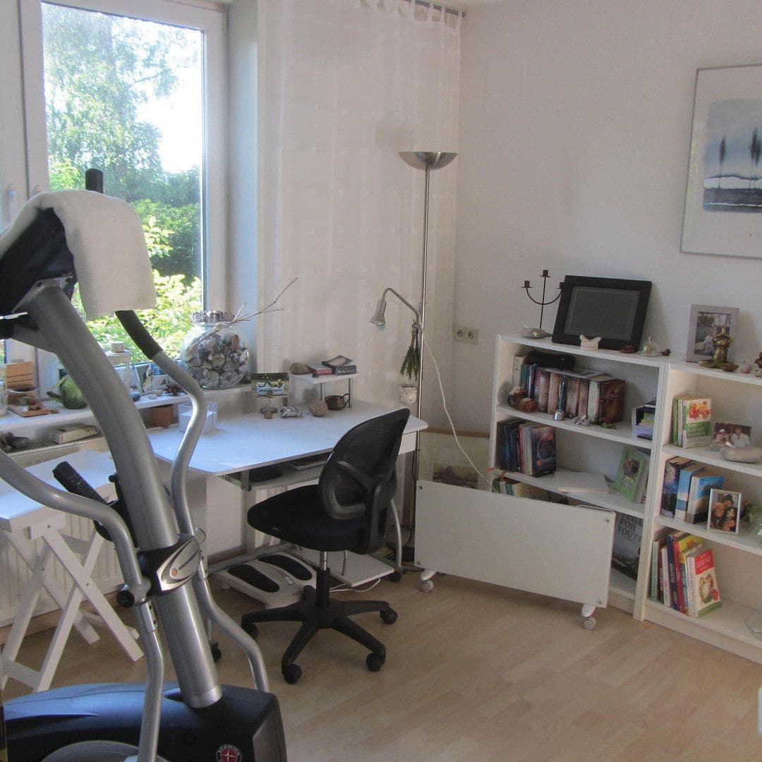 Predaj domu 140 m², pozemek 2.000 m², Seevetal, Dolné Sasko Predaj domu 140 m², pozemek 2.000 m², Seevetal, Dolné Sasko