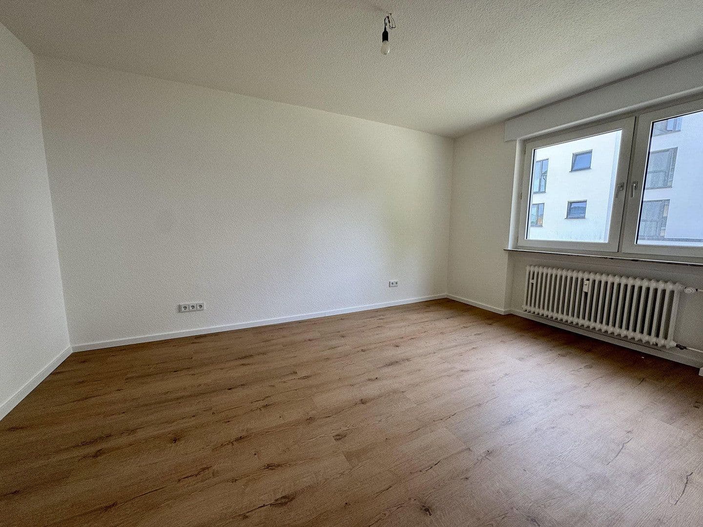 Prenájom bytu 2-izbový 58 m², Hauberrisserstraße 25, Wiesbaden, Hesensko Prenájom bytu 2-izbový 58 m², Hauberrisserstraße 25, Wiesbaden, Hesensko