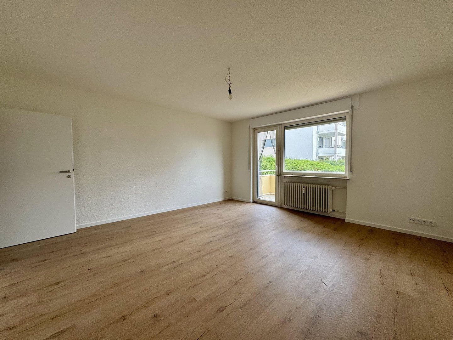 Prenájom bytu 2-izbový 58 m², Hauberrisserstraße 25, Wiesbaden, Hesensko Prenájom bytu 2-izbový 58 m², Hauberrisserstraße 25, Wiesbaden, Hesensko